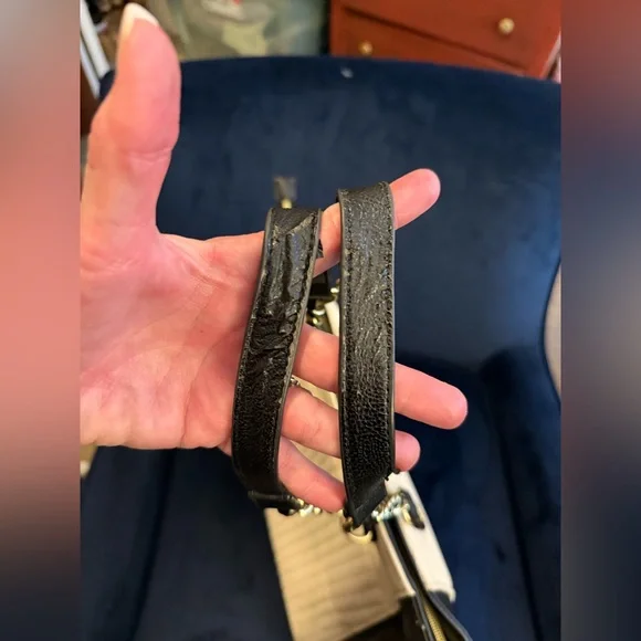 Black & White Betsy Johnson Tote ! - Picture 12 of 12